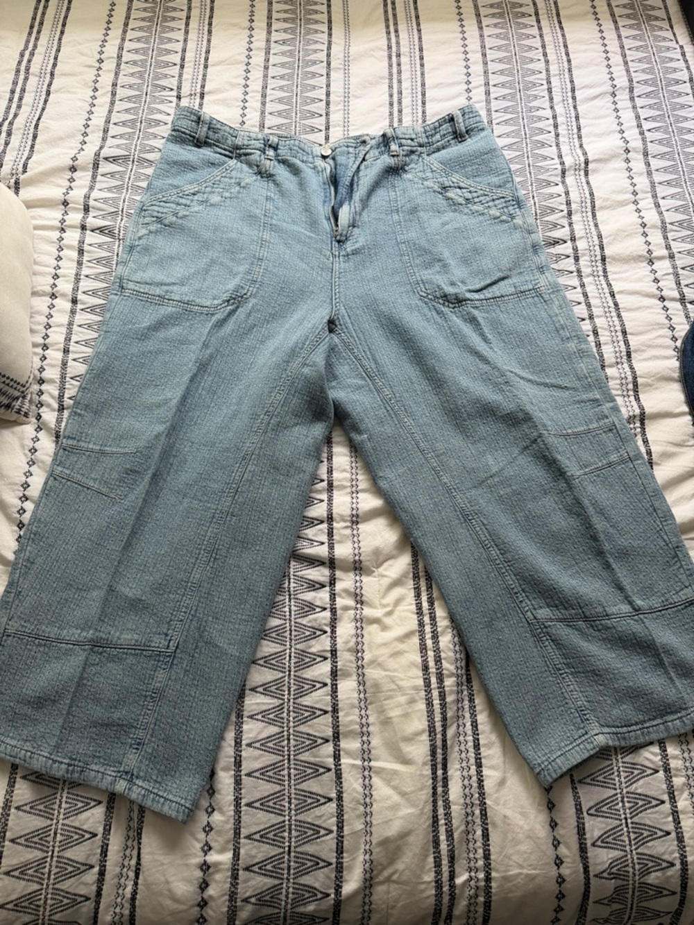 We The Free Light Blue Cropped Wide-Leg Jeans